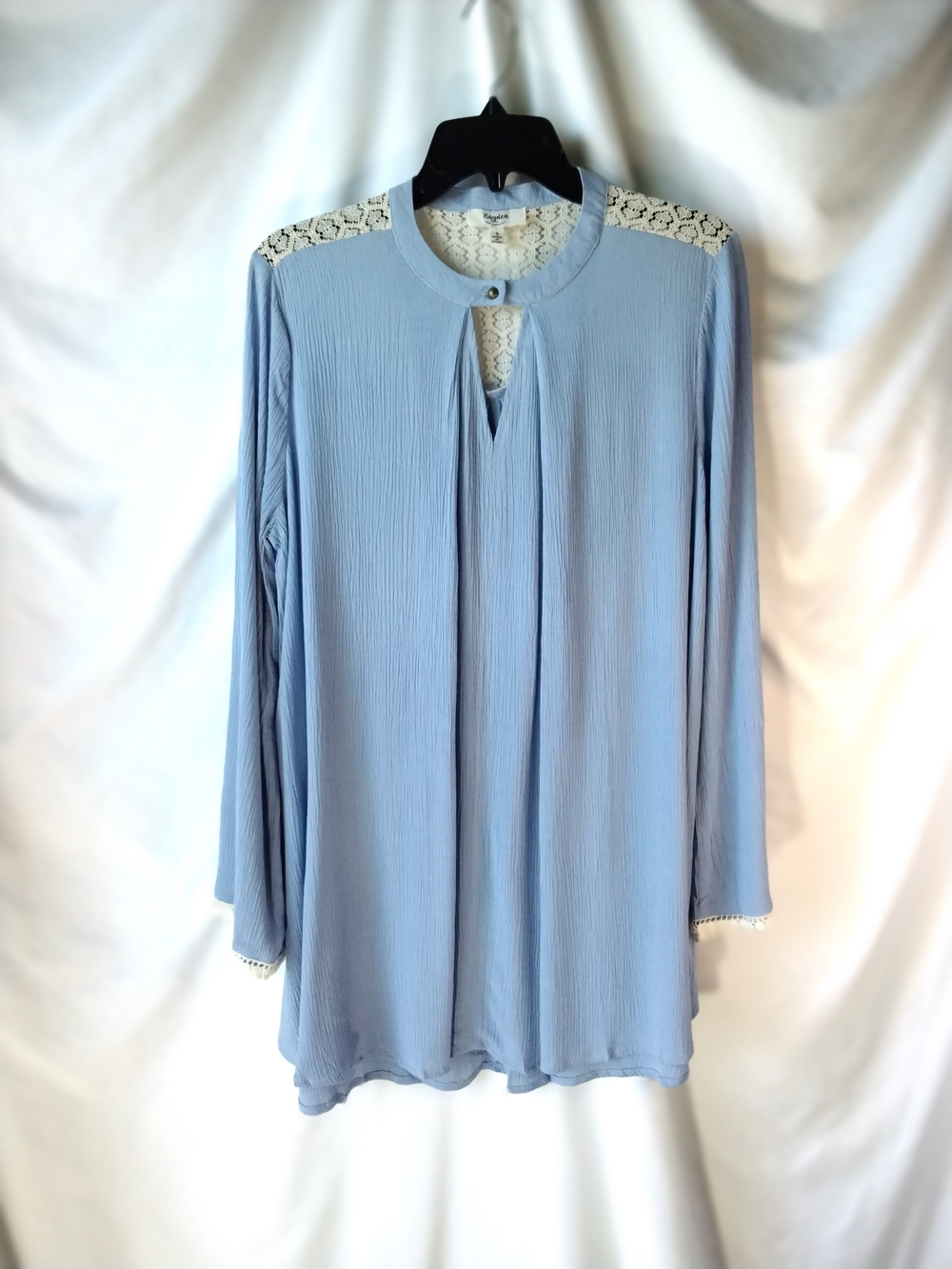 Light Blue Lace-Yoke Women's Long Sleeve Blouse